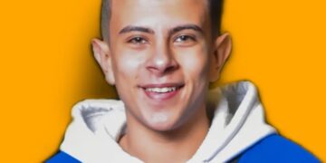 من هو البلوجر احمد ماتكس وكم عمره