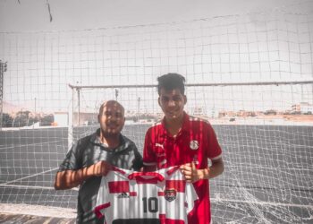 عمرو محمد موزه لاعب نادي نجوم اف سي